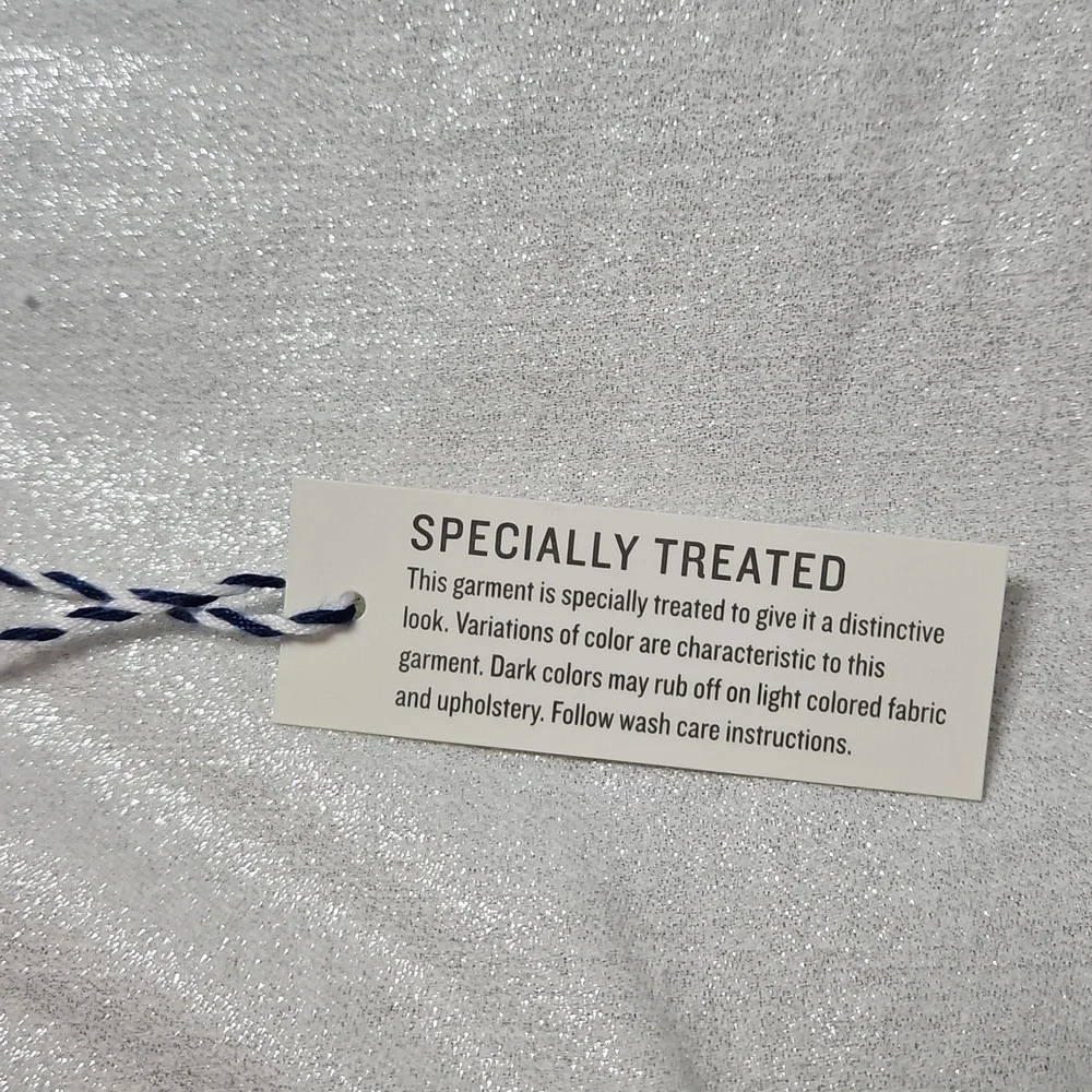 Tommy Bahama Metallic High Rise Ankle Denim: Metallic White/Silver: Size- 16 - Picture 15 of 16